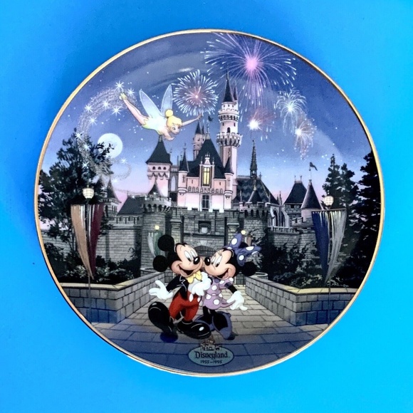 Bradford Exchange Other - Disneyland's 40th Anniversary Sleeping Beauty Castle Plate by Bradford Exchange